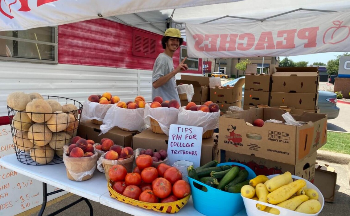 roadside republic selling peaches